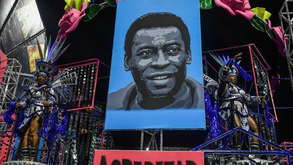 Brazilian dictionary adds Pelé as adjective, synonym of exceptional, incomparable, unique