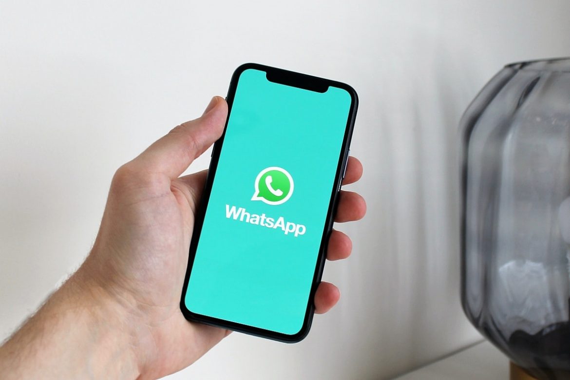 WhatsApp Rolling Out View-Once Photos, Videos for Desktop Apps, Web: Report